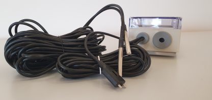 Sensorbox mit Temperatursensor Wassersensor Kontaktsensor mit POE und Netzwerkanschluss von vorne